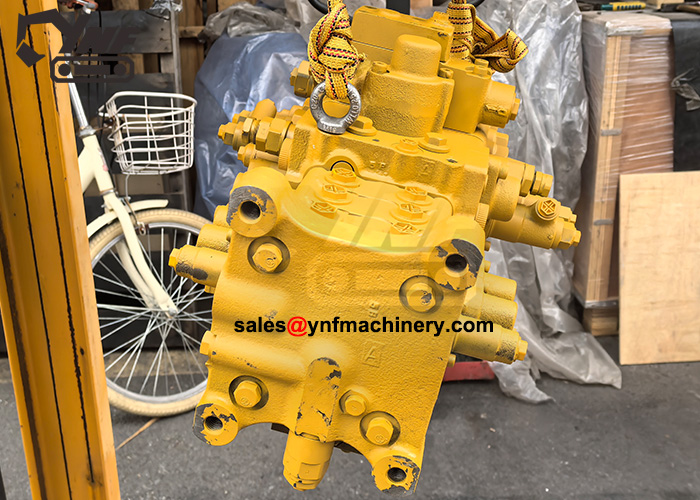Valvola idraulica YNF18116, 723-57-16301, PC160-8, 4D102 YNF18116, vista 2